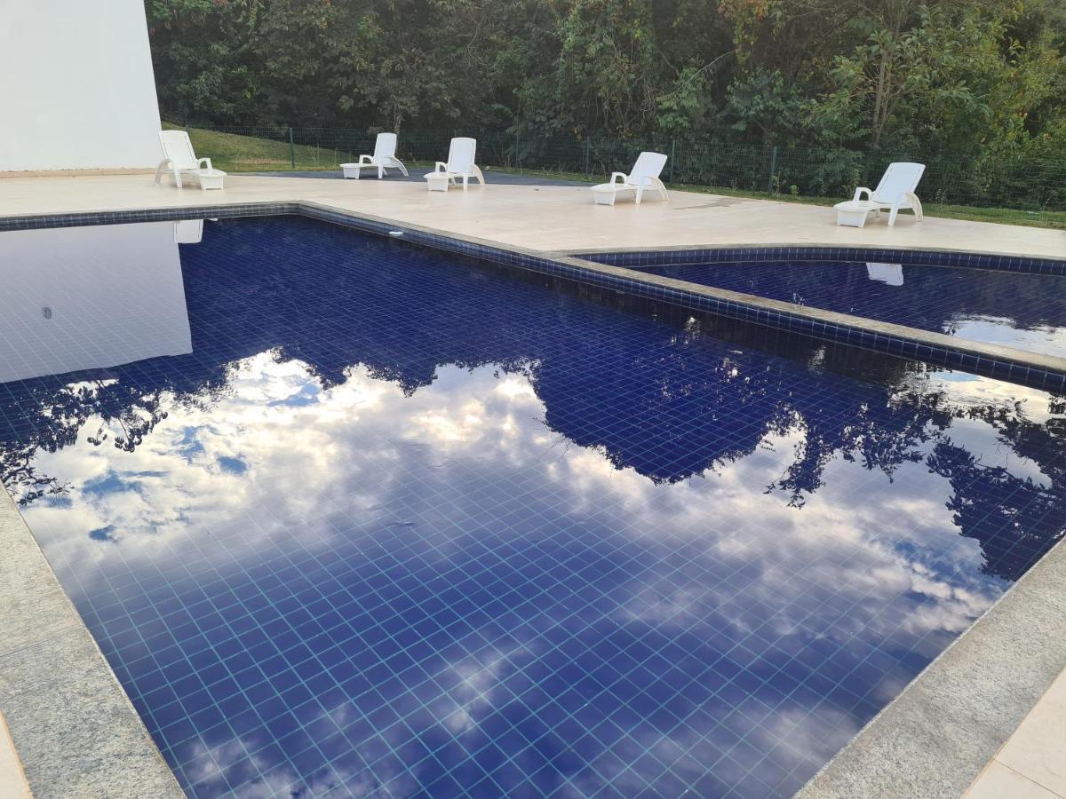 Escarpas do lago vista privilegiada Capitólio Exterior foto